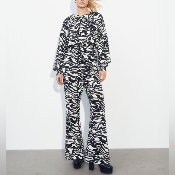 NWT Wide-leg Pants Black/zebra-patterned - Picture 1 of 5